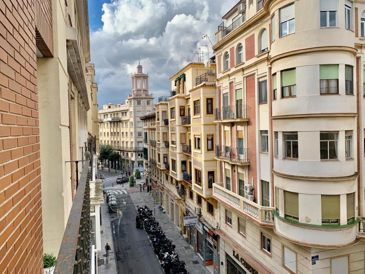 Homely Malaga Larios Exterior foto