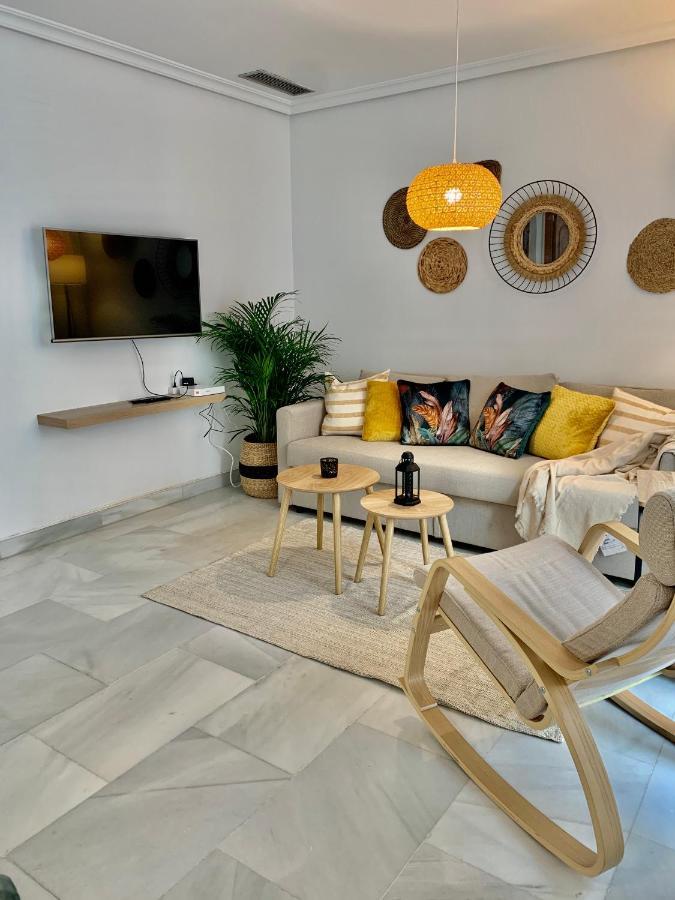 Homely Malaga Larios Exterior foto